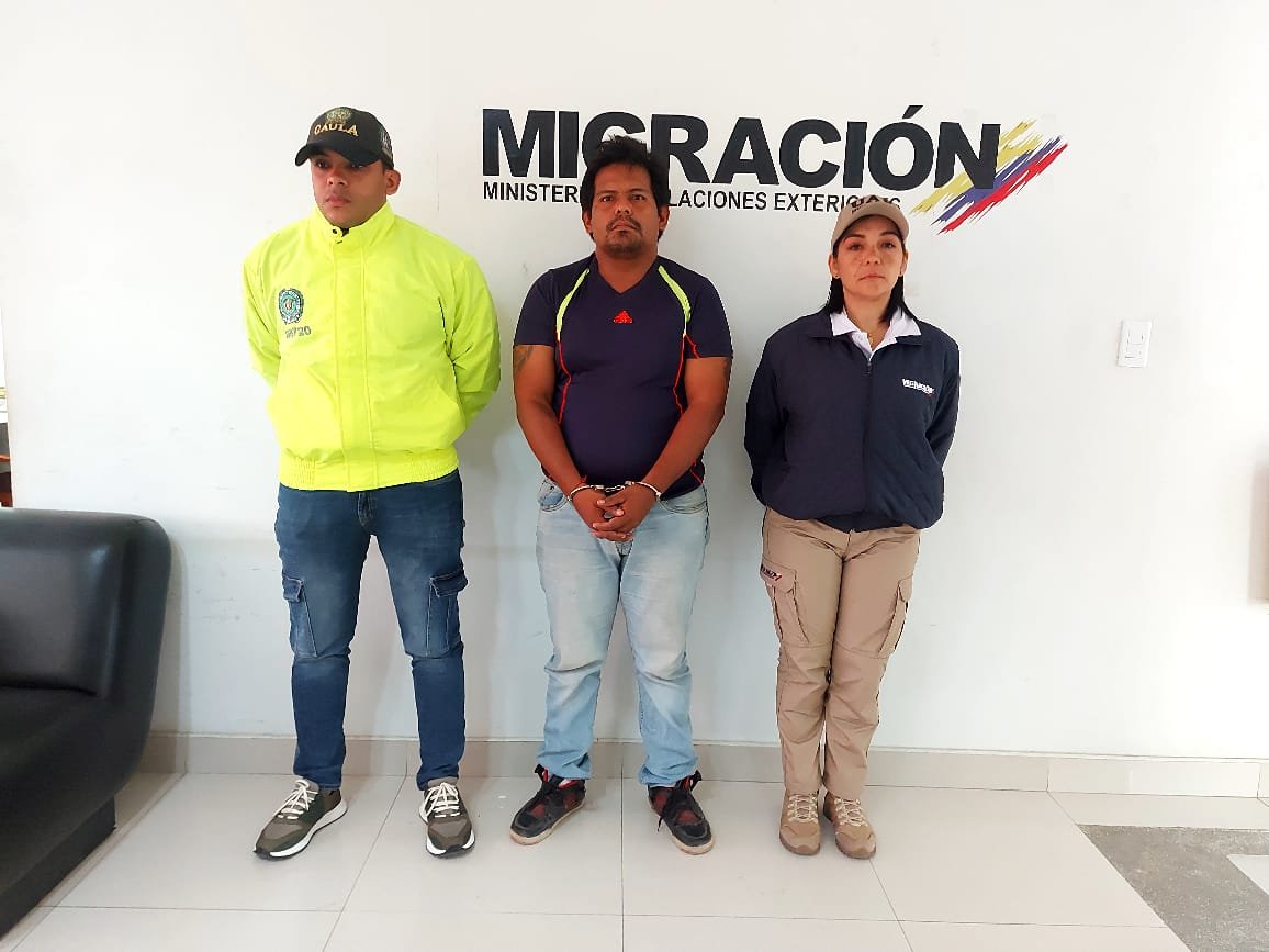 Alias 'Tazmania' se había dejado crecer el cabello, estaba un poco pasado de kilos y se vestía de forma sencilla y desordenada para pasar desapercibido en Maicao, pues la fotografía que circulaba en la actualidad era totalmente diferente.