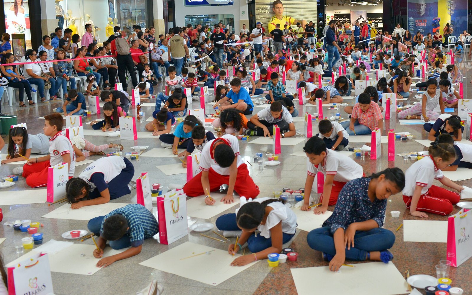 El concurso de Pintura Infantil llega a sus 13 años de unión y creatividad estudiantil alrededor del Festival Vallenato
