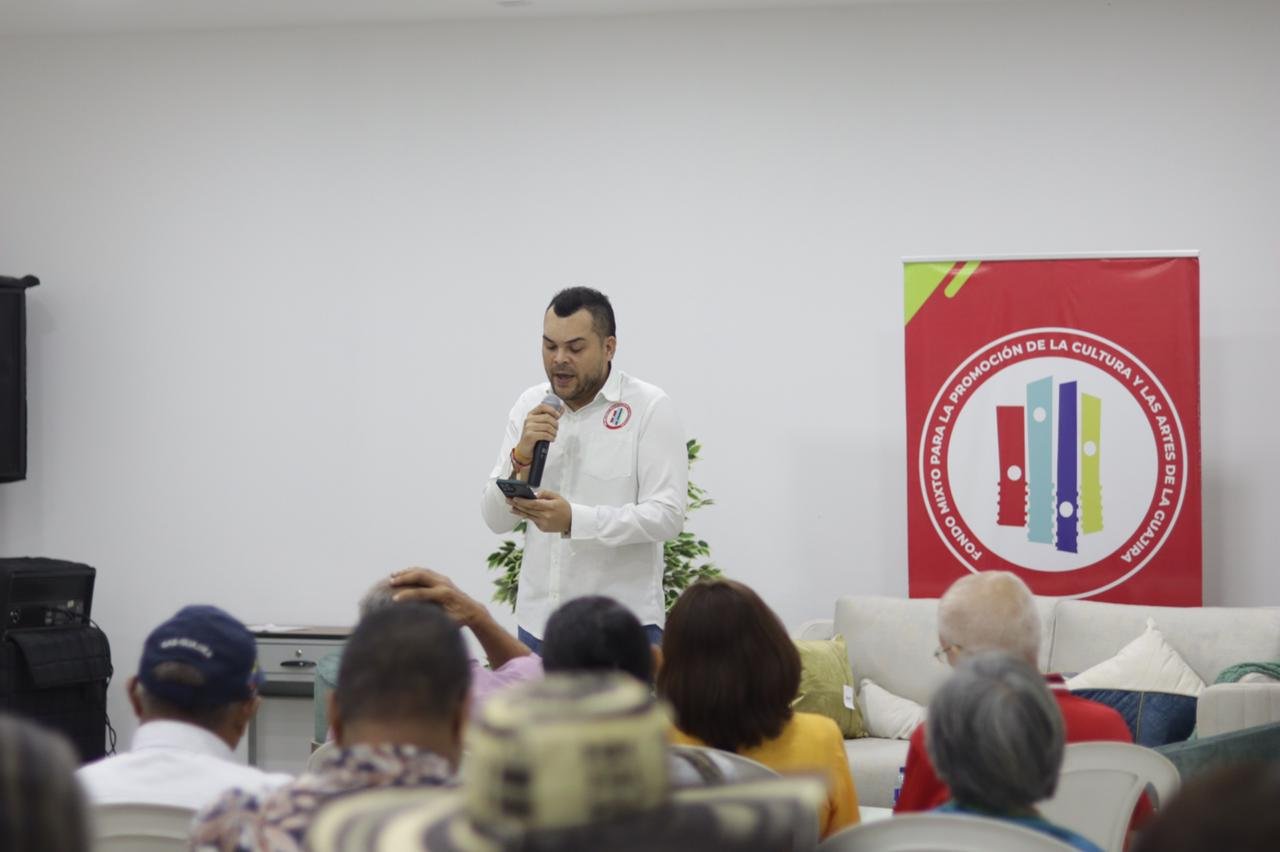 Larry Iguarán Vergara, gerente del Fondo Mixto para la Promoción de la Cultura y las Artes de La Guajira.