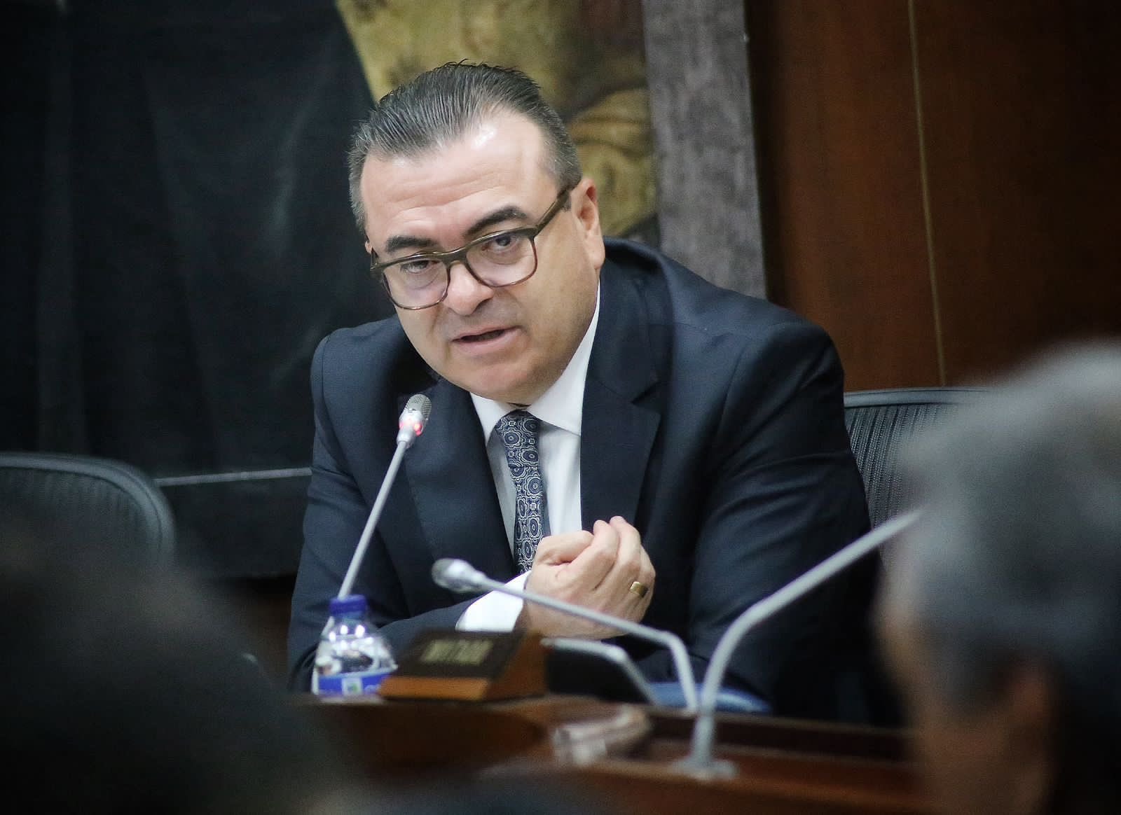 Olmedo López, director nacional de la UNGRD, en la Comisión Sexta Constitucional Permanente del Senado de la República.