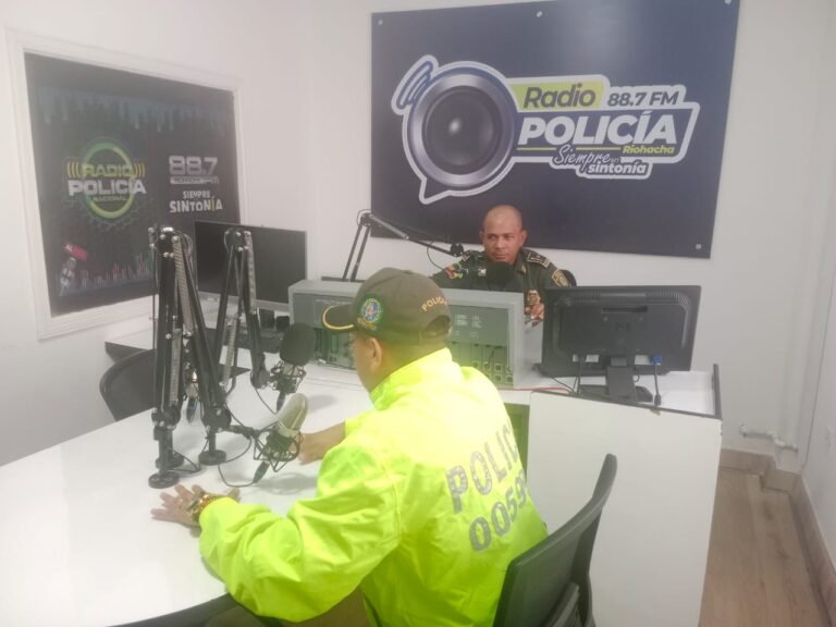 Gaula de la Policía adelantó la estrategia ‘¡No dejes que te engañen en Riohacha