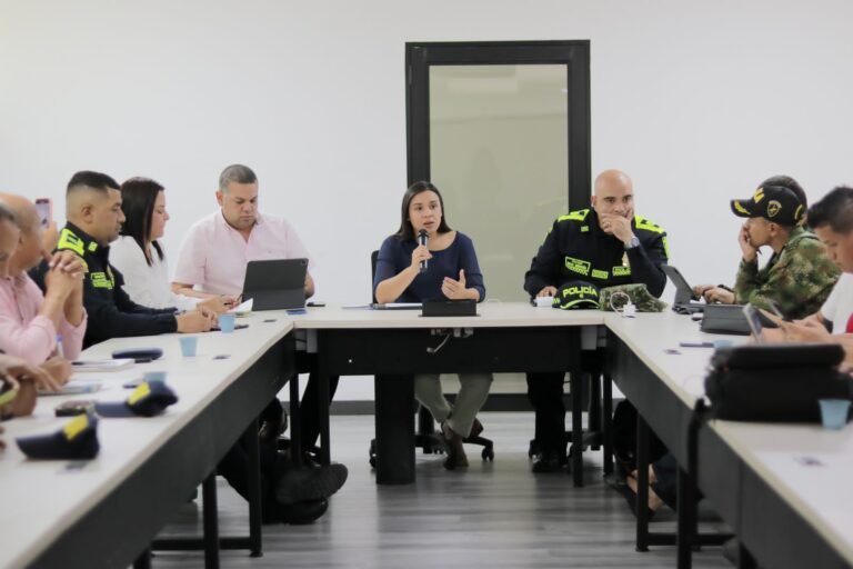 La Gobernadora de La Guajira, Diala Wilches, lideró consejo de seguridad para abordar hechos delictivos en Riohacha y sus corregimientos