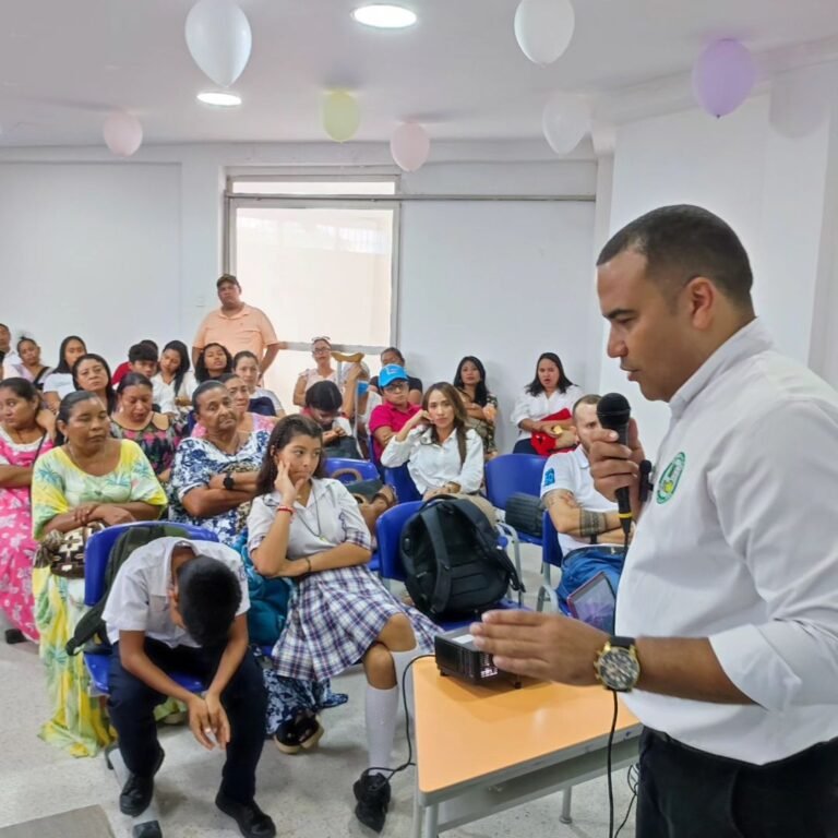 Secretario de educación de La Guajira, Adaulfo Manjarres, lideró la segunda mesa pública del programa PAE