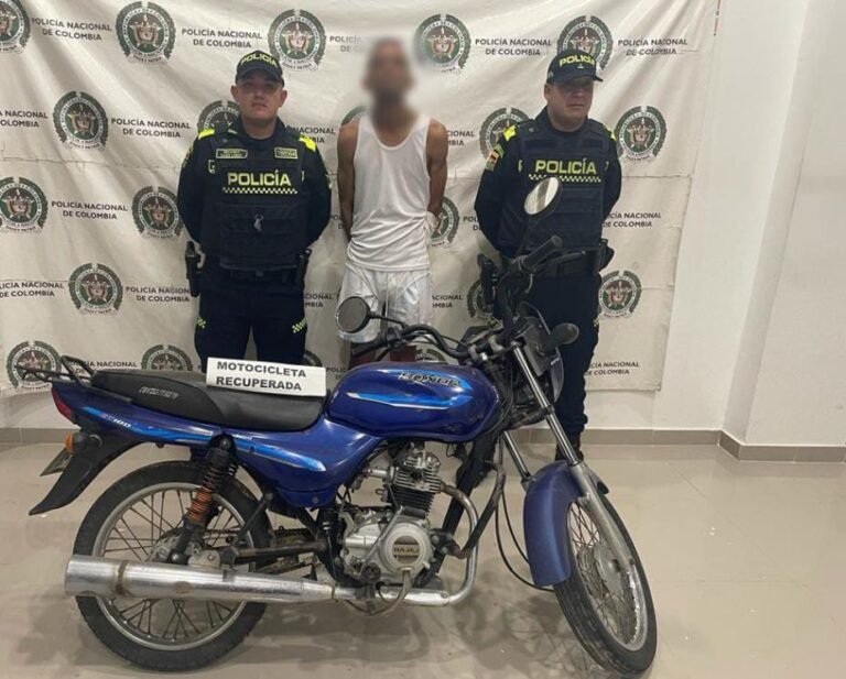 Ciudadanía captura a ladrón de moto en Riohacha