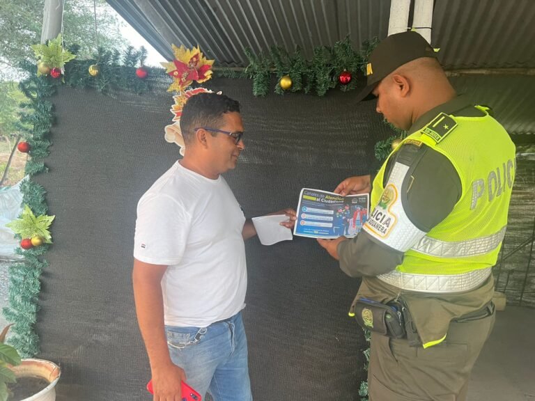 Polfa de La Guajira dio a conocer líneas telefónicas para que comunidad denuncie cualquier situación irregular