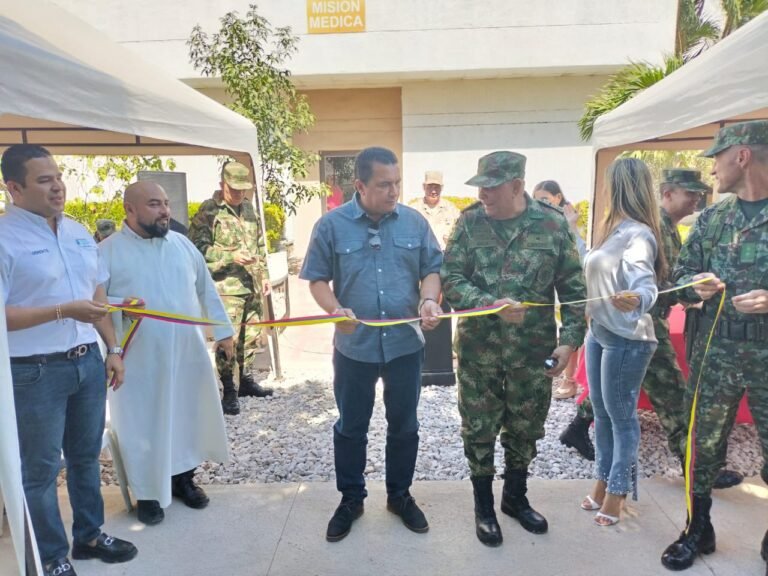 Primera División del Ejército Nacional adelantaron la navidad en Barrancas: entregaron un parque recreativo