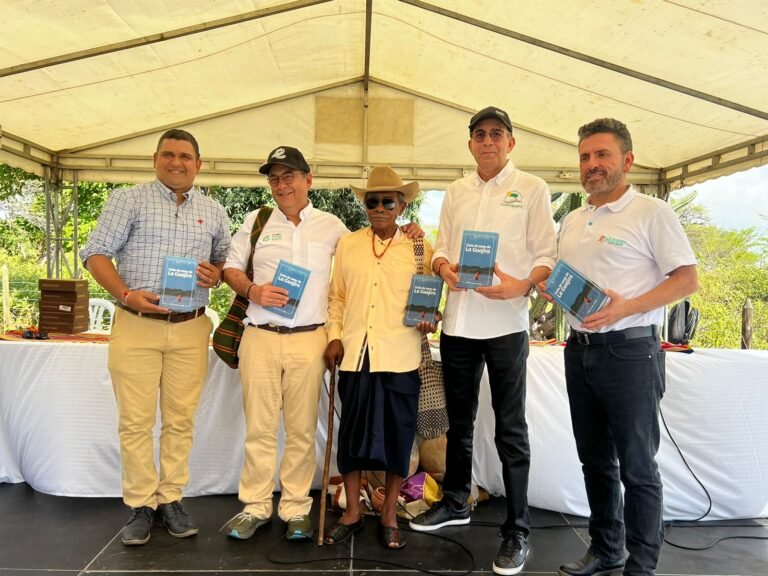 Corpoguajira y la empresa Enlaza del Grupo Energía Bogotá lanzaron la Primera Guía de Aves de La Guajira