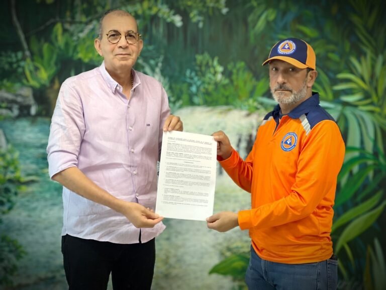 Corpoguajira firma acuerdo de voluntades con la Defensa Civil para garantizar la sostenibilidad de más de 2 millones de árboles sembrados en el departamento entre 2020 y 2023