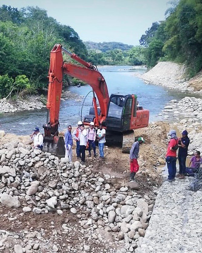 Corpoguajira realizó jornada de seguimiento a las obras de restauración geomorfológica del río Cañas