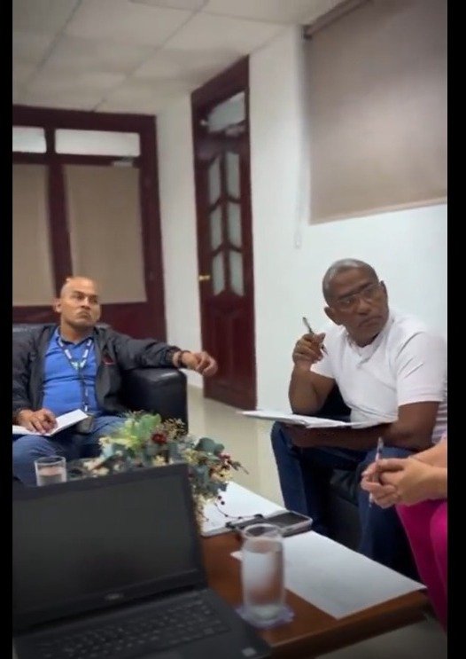 Corpoguajira y Fiscalía acuerdan realizar visitas en zonas vulnerables del departamento