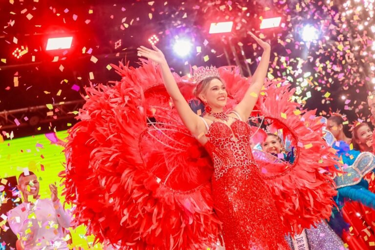 Exitosa y colorida fue la coronación de las reinas del carnaval de Riohacha: riohacheros se lo gozaron hasta el final
