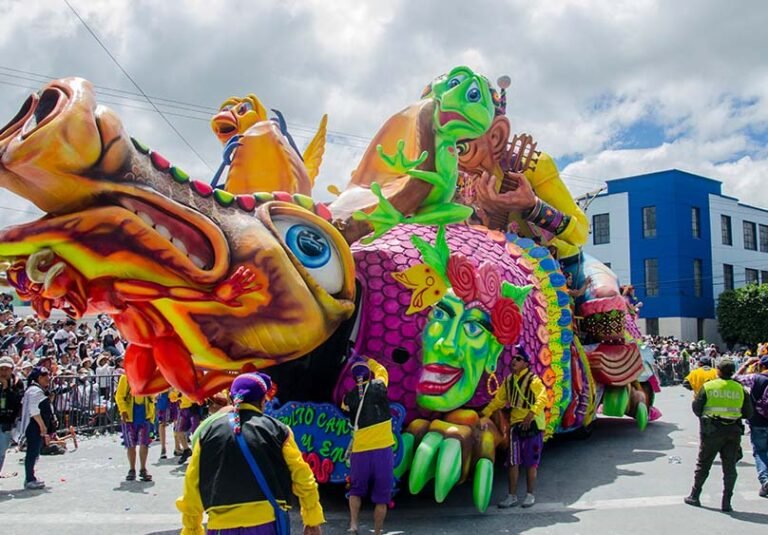  Las manifestaciones artísticas, para mantener las tradiciones culturales