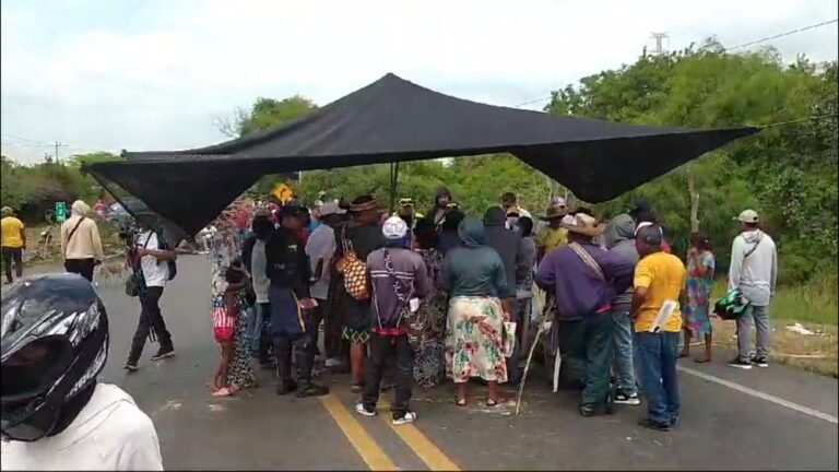 Iniciaron mesas de diálogo entre autoridades del Distrito de Riohacha y la comunidad indígena de Jarrijamana