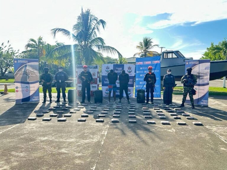 Armada Nacional incauta 736 Kilos de cocaína en operativo marítimo frente a Uribia