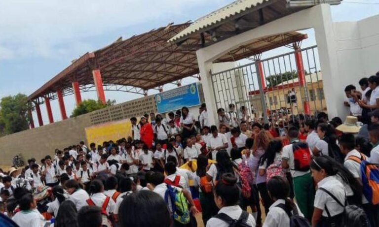 El sistema educativo en Colombia se ha convertido en más burocracia, menos resultados