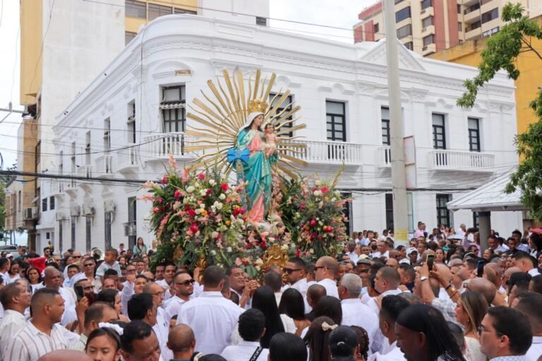 De la Virgen de los Remedios a la moda política