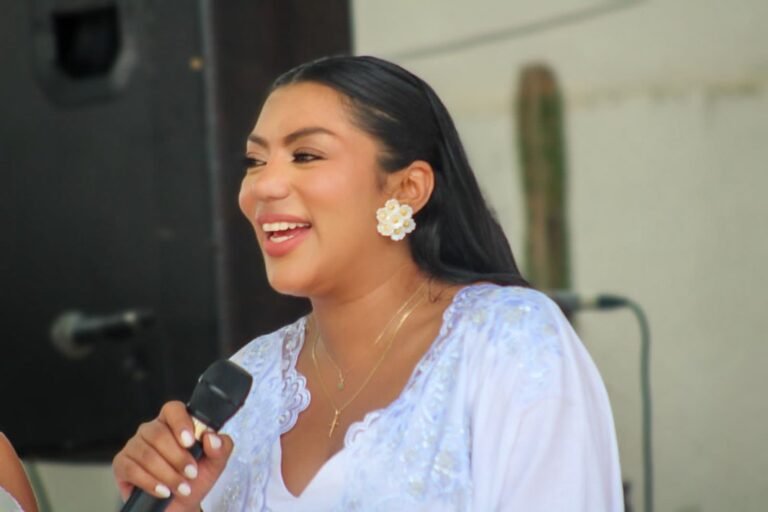 La senadora Martha Peralta recibió la bendición de la 'Vieja Mello' y el respaldo del pueblo guajiro