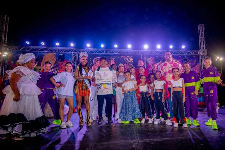 gran noche de Comparsas, juntanza por la paz 2024