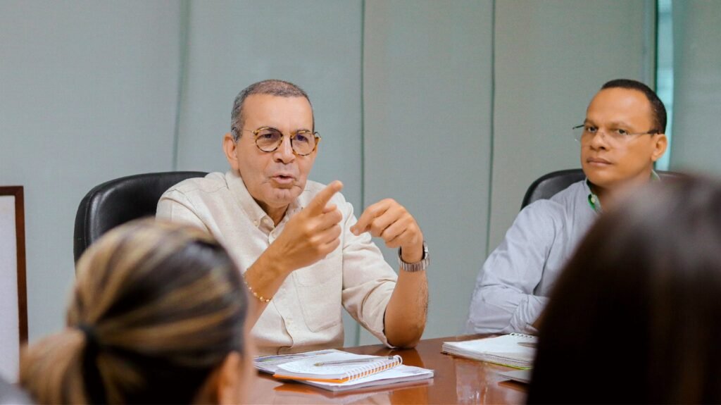 Corpoguajira fortalecerá su laboratorio ambiental en alianza con el banco interamericano de desarrollo