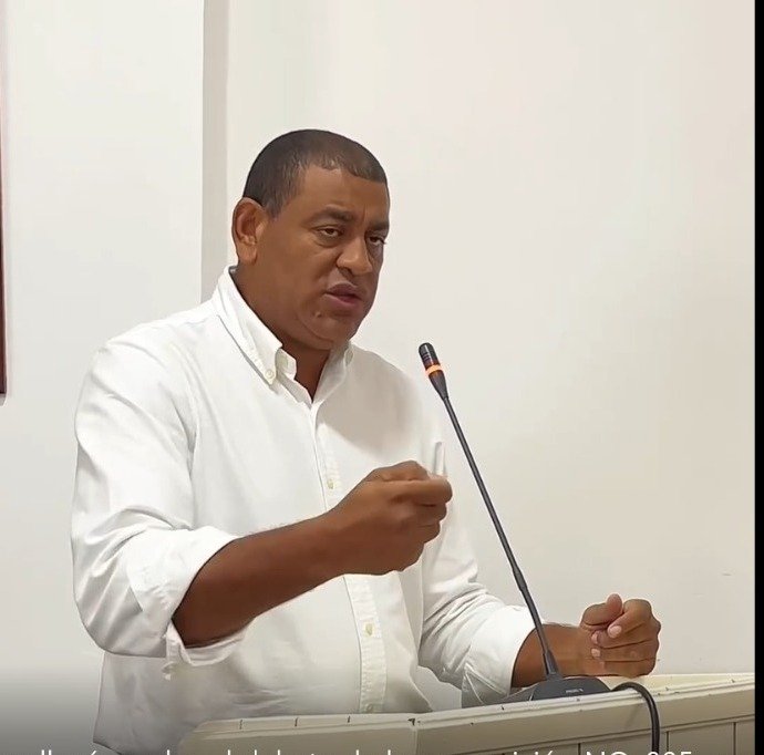 “Hoy Riohacha debería tener un número importante de hectáreas de propiedad de la ciudad, pero hoy no se ven”: Secretario de gobierno Wilson Rojas
