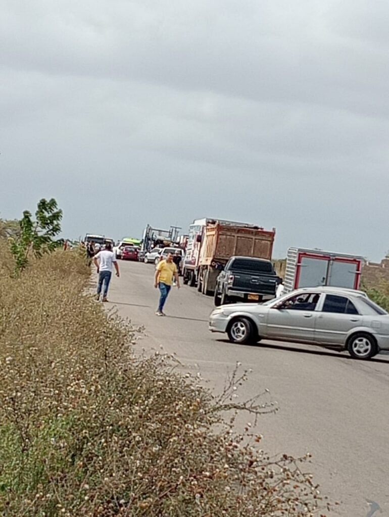 Habitantes de Belén Curiel protagonizaron 2 bloqueos en Riohacha