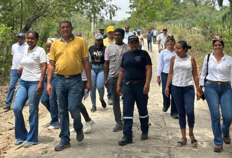Secretario de Gobierno de Riohacha, Wilson Rojas, visitó corregimientos afectados por presencia de grupos armados