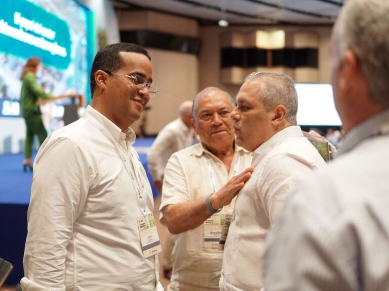 Cámara de Hidrógeno-ANDI Naturgas le presentó al gobernador de La Guajira proyectos para implementarse en el territorio