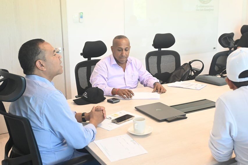 Realizaron encuentro con el Secretario de Gobierno de La Guajira por últimos hechos delictivos en Uribia