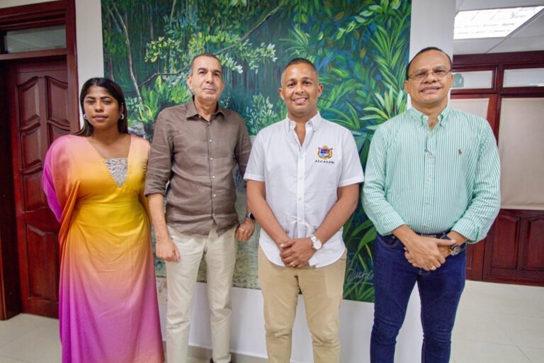 Corpoguajira y alcaldía de Uribia trabajan para brindar soluciones de agua potable para el municipio