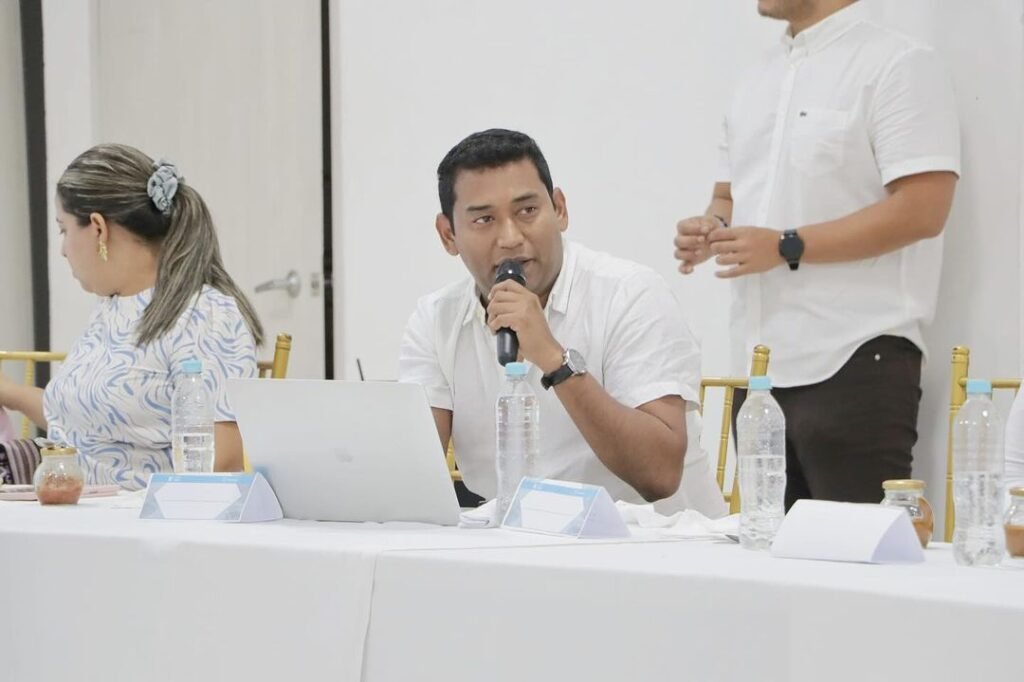 Alcalde de Maicao, Miguel Felipe Aragón, insiste a la Ministra de Vivienda que se ponga en marcha proyecto del Instituto de Agua
