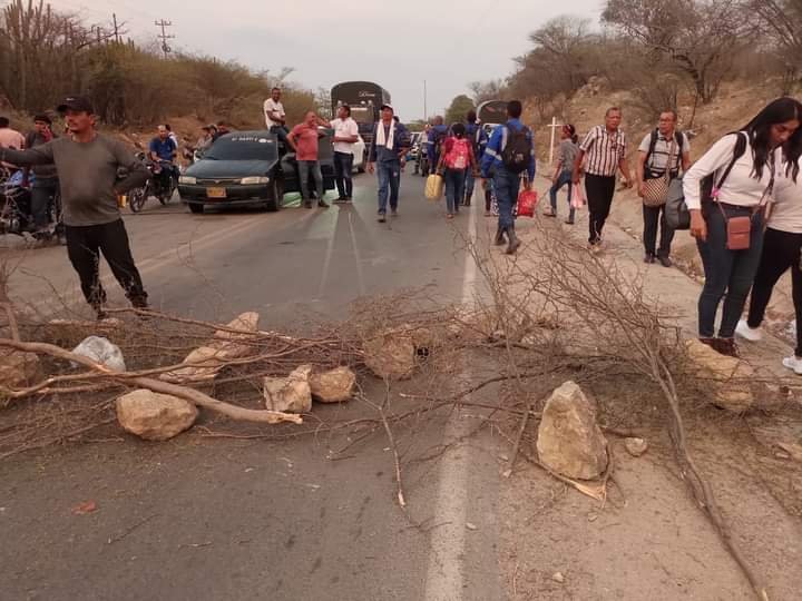 Nuevo bloqueo en Papayal
