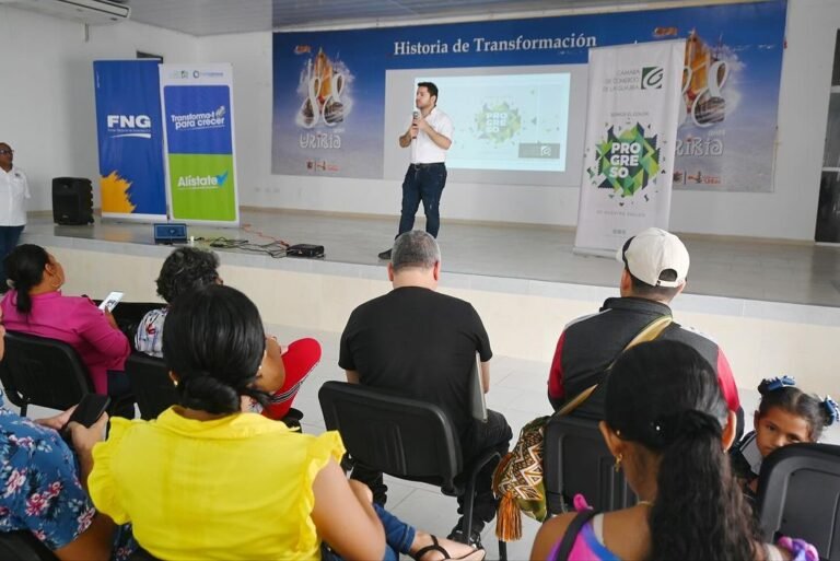 Se realizó con éxito ‘Jornada de Legalización a Comerciantes’ en el municipio de Uribia