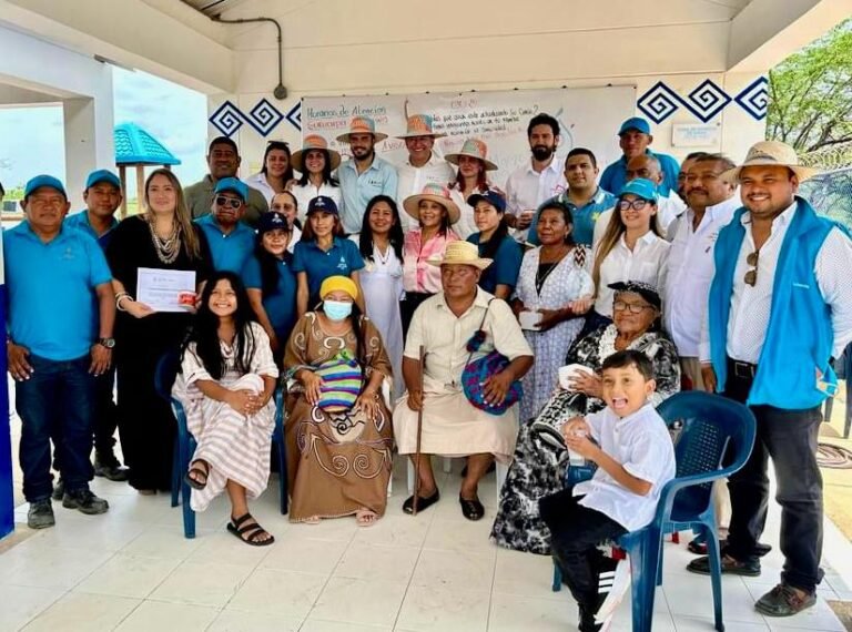 Fundación compartamos la felicidad recibió y entrego reconocimiento  en el marco de la celebración del tercer aniversario de COWA