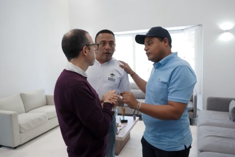 Anuncian una inversión superior a los 3 mil millones de pesos para la primera Escuela Taller del departamento, en Camarones