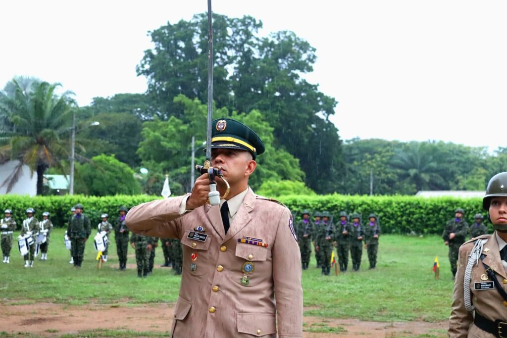 comandante de Acción Integral