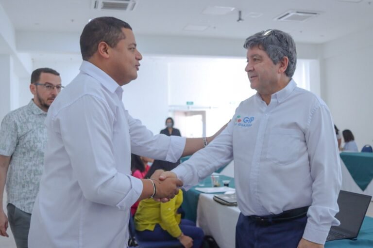 Avanza proyecto de mejoramiento de acceso al agua en Riohacha: beneficiará a 30.000 familias en 80 barrios