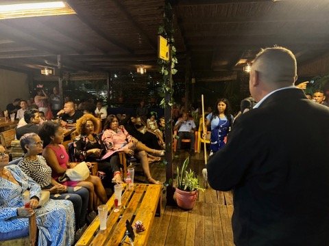 El fiel puìblico disfrutando la programacioìn