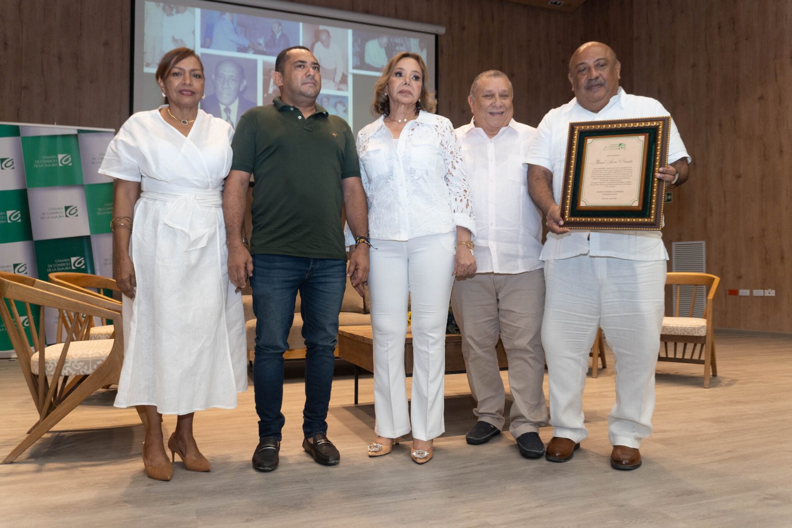 Cámara de Comercio rinde homenaje a Manuel Sierra Pimienta