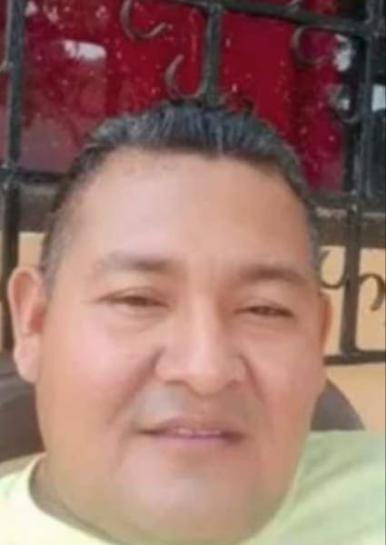Alfonso Flores, de 38 años (occiso)