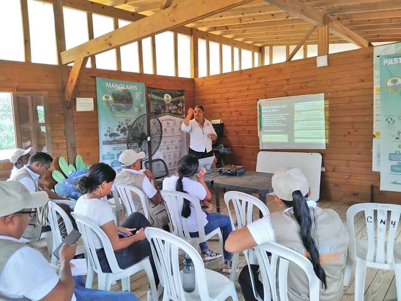 Guardianes de ambiente del Delta del Río Ranchería se capacitan en manejo de fauna silvestre