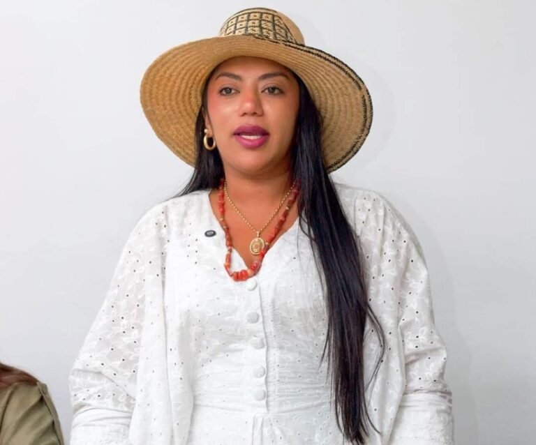 Martha Peralta Epieyú, senadora guajira.