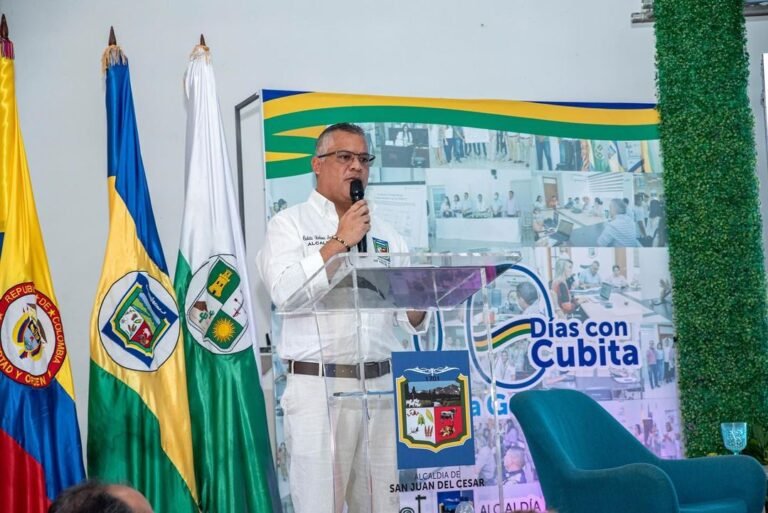 Enrique Camilo Urbina, alcalde de San Juan del Cesar.
