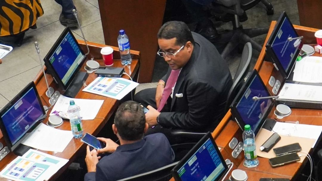 Senador Alfredo Deluque y Gobernador Jairo Aguilar avalan reforma para fortalecer la autonomía de los departamentos, distritos y municipios