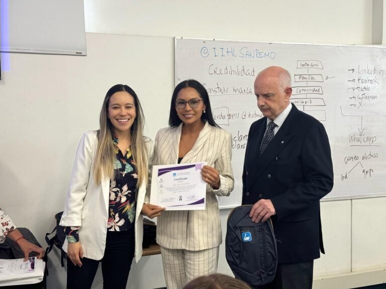 Leidy Cortés se gradúa en defensa de los derechos de la mujer con el Gobierno Italiano y pide cadena perpetua para violadores en el Congreso