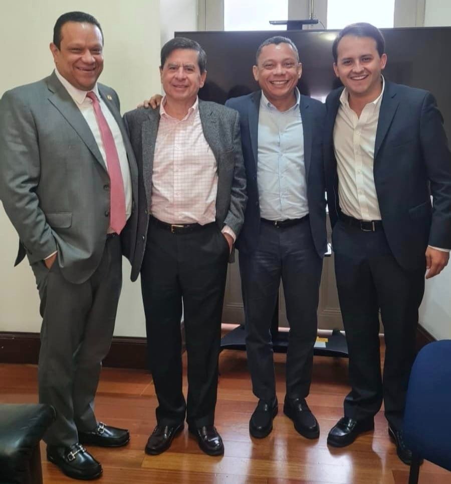 Alcalde de La Jagua del Pilar y Representante Jorge Cerchar logran reunión exitosa con el Ministro del Interior