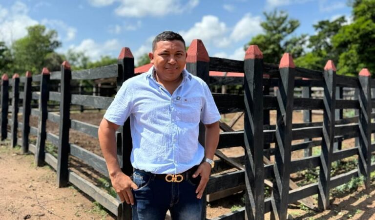 Juvenal Pushaina, líder de la comunidad