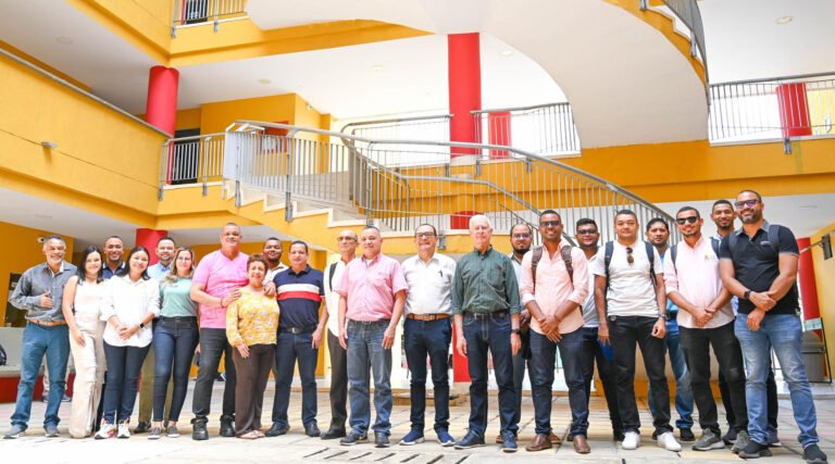 Uniguajira fortalece su compromiso con la educación para la sostenibilidad energética y climática