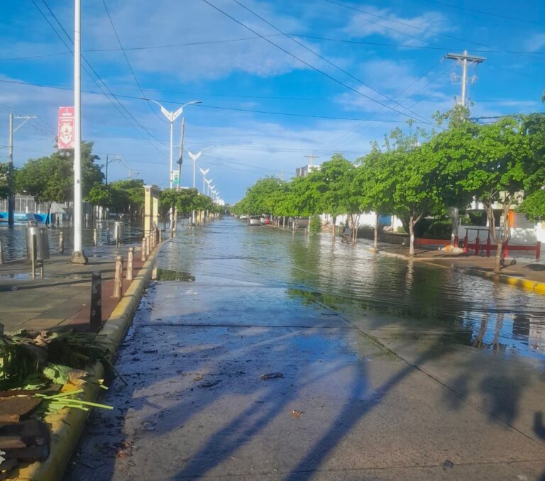 Colapso del alcantarillado en Riohacha por desbordamiento del río Ranchería afecta a varios sectores