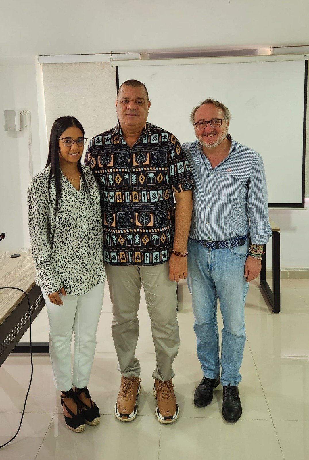 Rector de Uniguajira, Carlos Robles Julio, mantuvo encuentro con Director Académico de Universidad Internacional de La Rioja