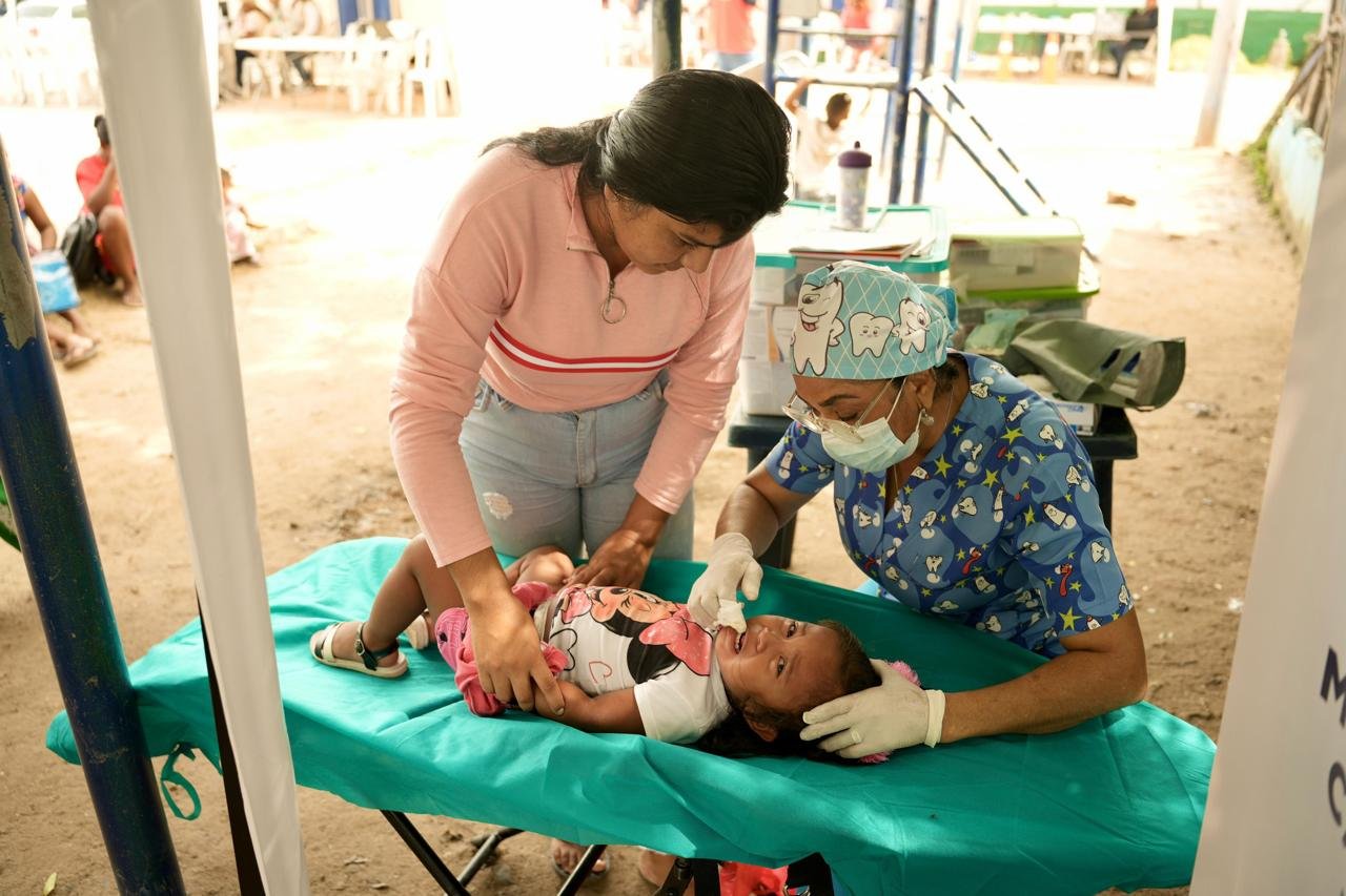 Alcaldía de Riohacha llegó a Villa Fátima con servicios de salud